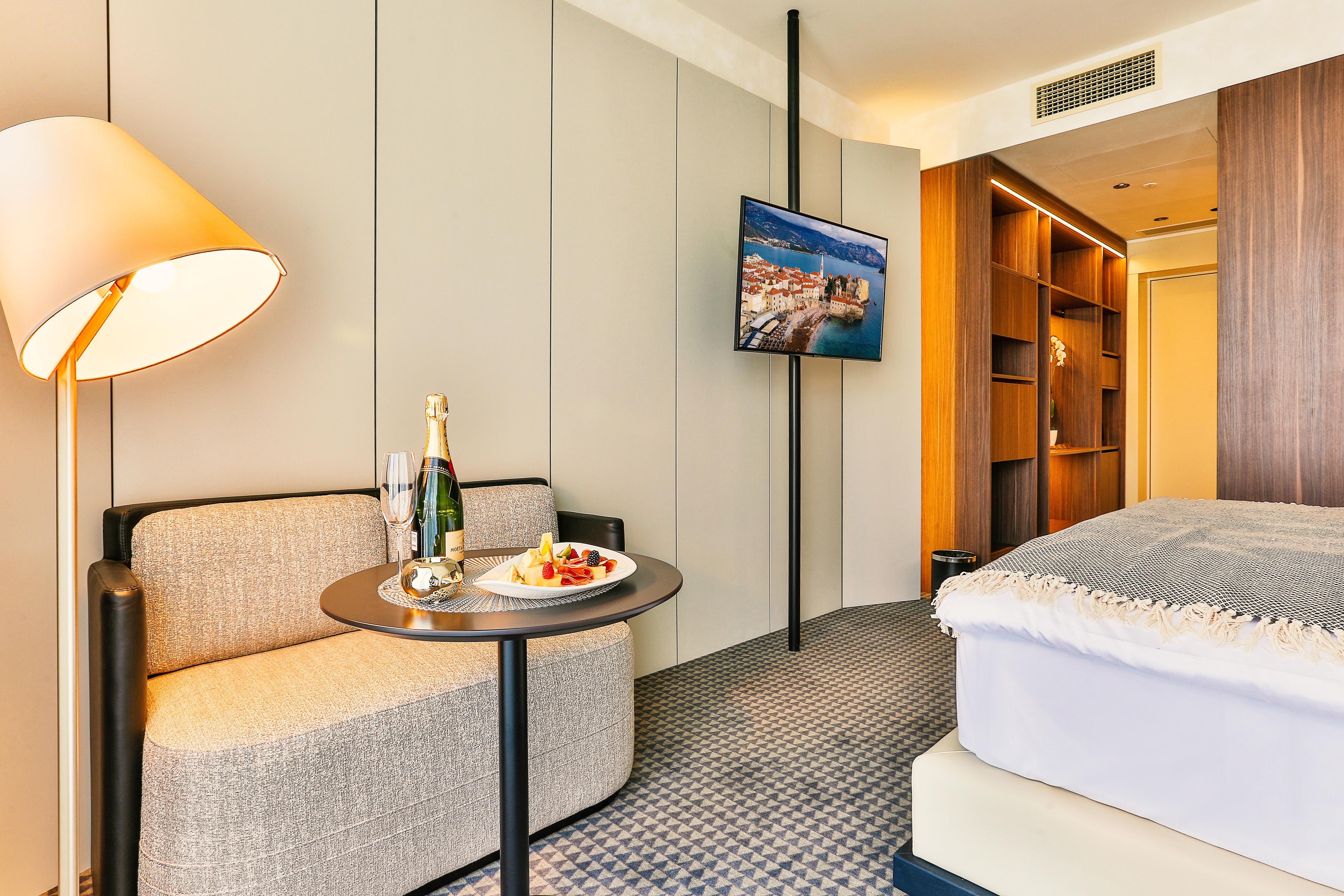 Hotel Kalos 부드바 외부 사진